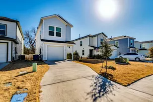 41 Trinity Cir, Lockhart, TX 78644 - Photo 5