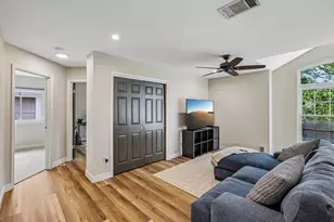 7400 Peabody Dr, Austin, TX 78729 - Photo 17