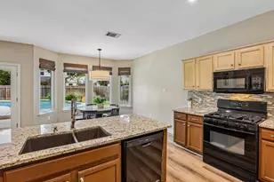 7400 Peabody Dr, Austin, TX 78729 - Photo 13