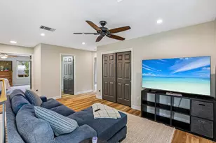 7400 Peabody Dr, Austin, TX 78729 - Photo 19