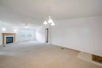 166 Paintbrush Trail, Lockhart, TX 78644 - Photo 7