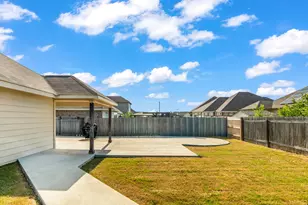 804 Farmhouse Dr, Hutto, TX 78634 - Photo 33