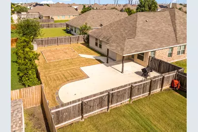 804 Farm House Drive, Hutto, TX 78634 - Photo 35