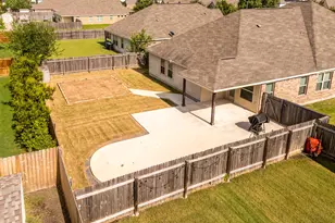 804 Farmhouse Dr, Hutto, TX 78634 - Photo 35