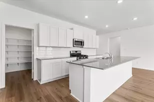 290 Jeffers, Kyle, TX 78640 - Photo 13