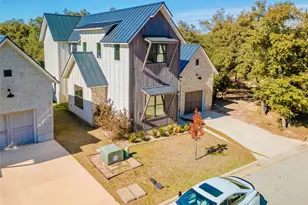 2404 Bruin Dr, Spicewood, TX 78669 - Photo 3