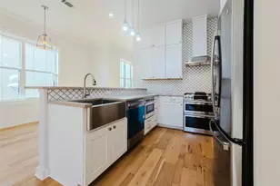 2404 Bruin Dr, Spicewood, TX 78669 - Photo 11