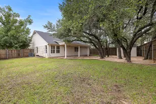 1000 Woodview Dr, Georgetown, TX 78628 - Photo 23