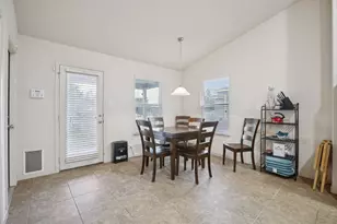 1621 Big Thicket Dr, Cedar Park, TX 78613 - Photo 9