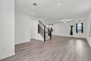 102 Gracie Wy, Hutto, TX 78634 - Photo 5
