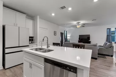 102 Gracie Way, Hutto, TX 78634 - Photo 11