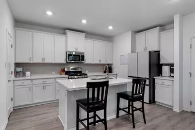 102 Gracie Way, Hutto, TX 78634 - Photo 9