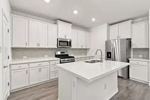 102 Gracie Wy, Hutto, TX 78634 - Photo 7
