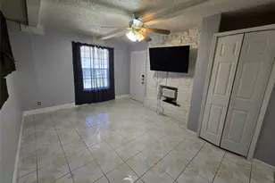 10605 Newmont Rd, Austin, TX 78758 - Photo 3