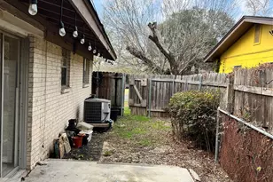 8311 Hathaway Dr, Austin, TX 78757 - Photo 21