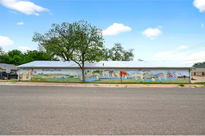401 E 6th Street, Lampasas, TX 76550 - Photo 1