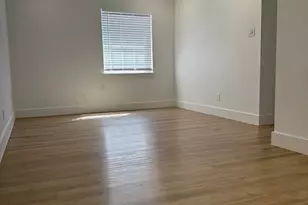 307 E 31st St, Austin, TX 78705 - Photo 7