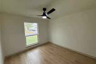 1402 Cardinal Hill Dr, Austin, TX 78758 - Photo 19