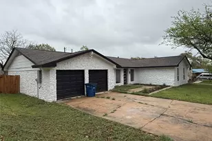 1402 Cardinal Hill Dr, Austin, TX 78758 - Photo 3