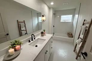 1402 Cardinal Hill Dr, Austin, TX 78758 - Photo 17
