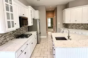 12004 Mira Mesa Dr, Austin, TX 78732 - Photo 11