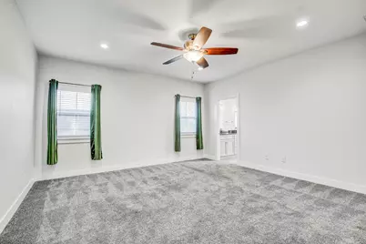 109 Les Lane, Smithville, TX 78957 - Photo 15