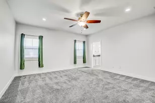 109 Les Ln, Smithville, TX 78957 - Photo 15