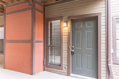 706 W 24th Street #205, Austin, TX 78705 - Photo 19