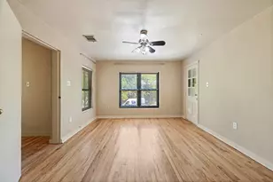 1401 Kirkwood Rd, Austin, TX 78722 - Photo 23