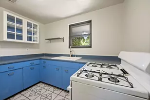 1401 Kirkwood Rd, Austin, TX 78722 - Photo 25