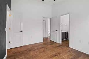 7312 E Ben White Blvd, Austin, TX 78741 - Photo 25