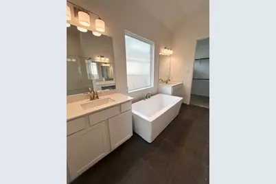 1005 Ellensburg Drive, Georgetown, TX 78633 - Photo 9