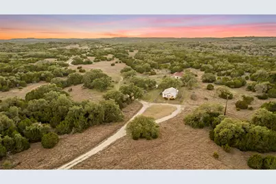 3026 Pursley Road, Dripping Springs, TX 78620 - Photo 23