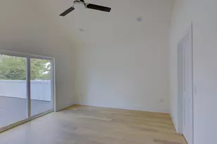 2005 Uphill Ln, Austin, TX 78741 - Photo 21
