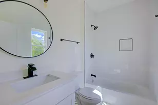 2005 Uphill Ln, Austin, TX 78741 - Photo 31