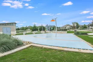 109 Quiet Oak Rd, San Marcos, TX 78666 - Photo 29