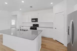 627 Waterway Ave, Hutto, TX 78634 - Photo 13