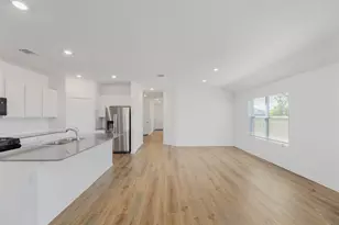 627 Waterway Ave, Hutto, TX 78634 - Photo 9