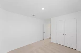 627 Waterway Ave, Hutto, TX 78634 - Photo 27