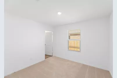 627 Waterway Avenue, Hutto, TX 78634 - Photo 29