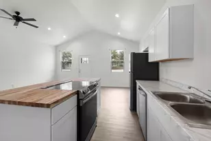 830 Waco St, Kingsland, TX 78639 - Photo 21