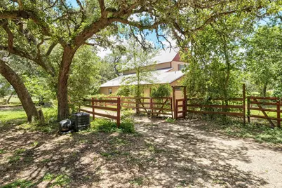 3805 Lone Man Mountain Road #B, Wimberley, TX 78676 - Photo 19