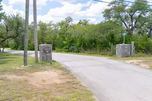 110 Longhorn Ln, Dripping Springs, TX 78620 - Photo 23