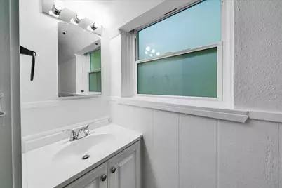 2904 Harris Park Avenue, Austin, TX 78705 - Photo 15