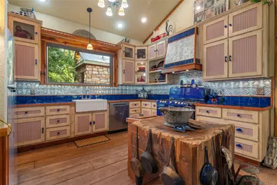 136 Red Fox Lane, Bastrop, TX 78602 - Photo 7