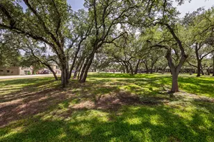 103 Crescent Bluff, Lakeway, TX 78734 - Photo 29