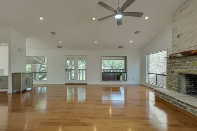 103 Crescent Bluff, Lakeway, TX 78734 - Photo 11