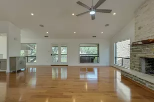 103 Crescent Bluff, Lakeway, TX 78734 - Photo 11