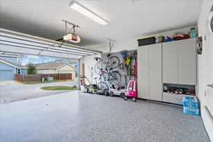 5912 Corrine Ln, Austin, TX 78747 - Photo 25