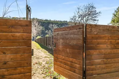 302 Lago Verde Road, Lakeway, TX 78734 - Photo 19